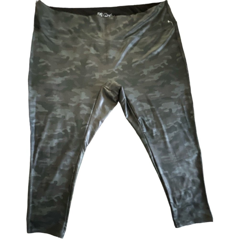 Women’s Leggin Plus Size 5X DG2 By Diane Gilman Leggings Camo Black